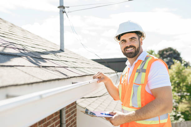 Best Roof Gutter Cleaning  in Kaumakani, HI